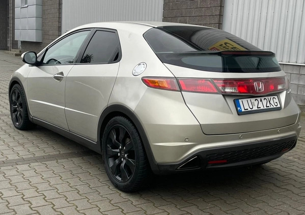 Honda Civic cena 13900 przebieg: 280000, rok produkcji 2007 z Lublin małe 67